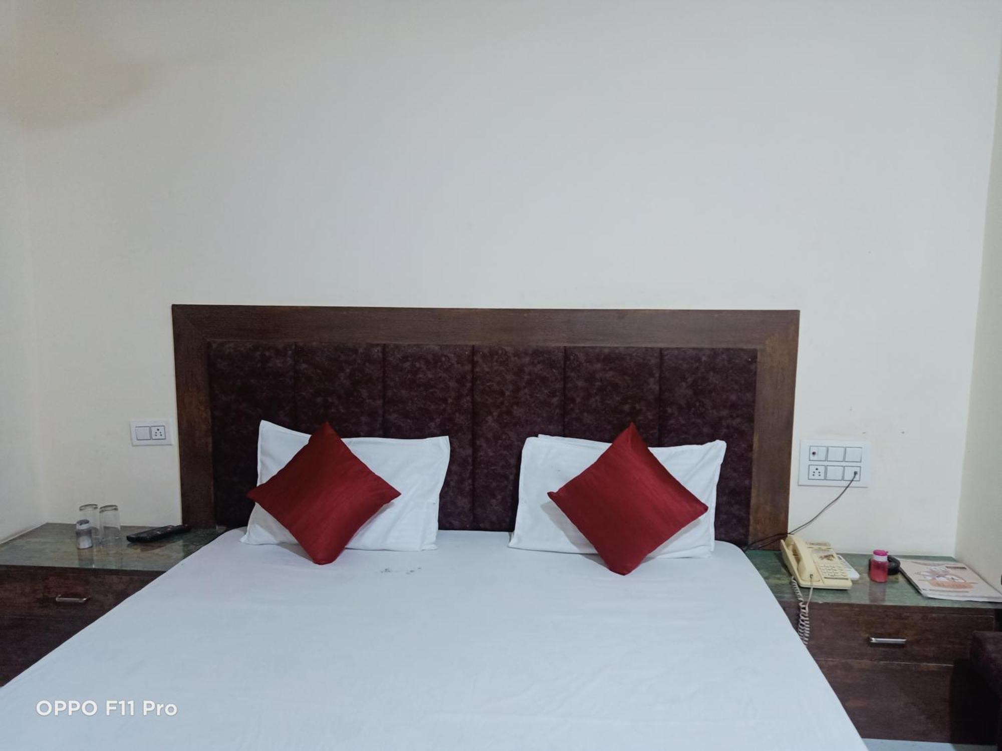 Hotel Ambassador Inn Gwalior Luaran gambar