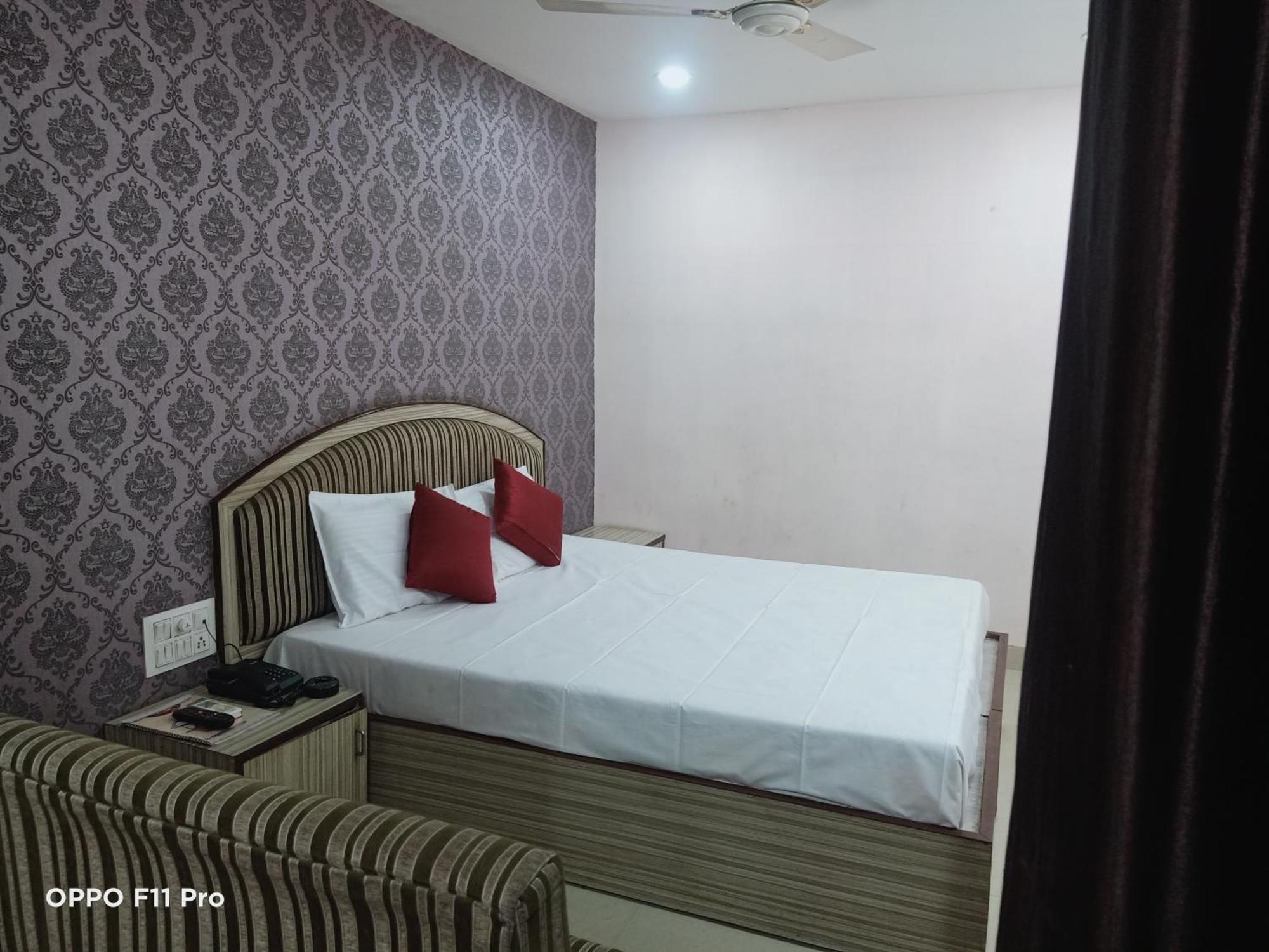 Hotel Ambassador Inn Gwalior Luaran gambar